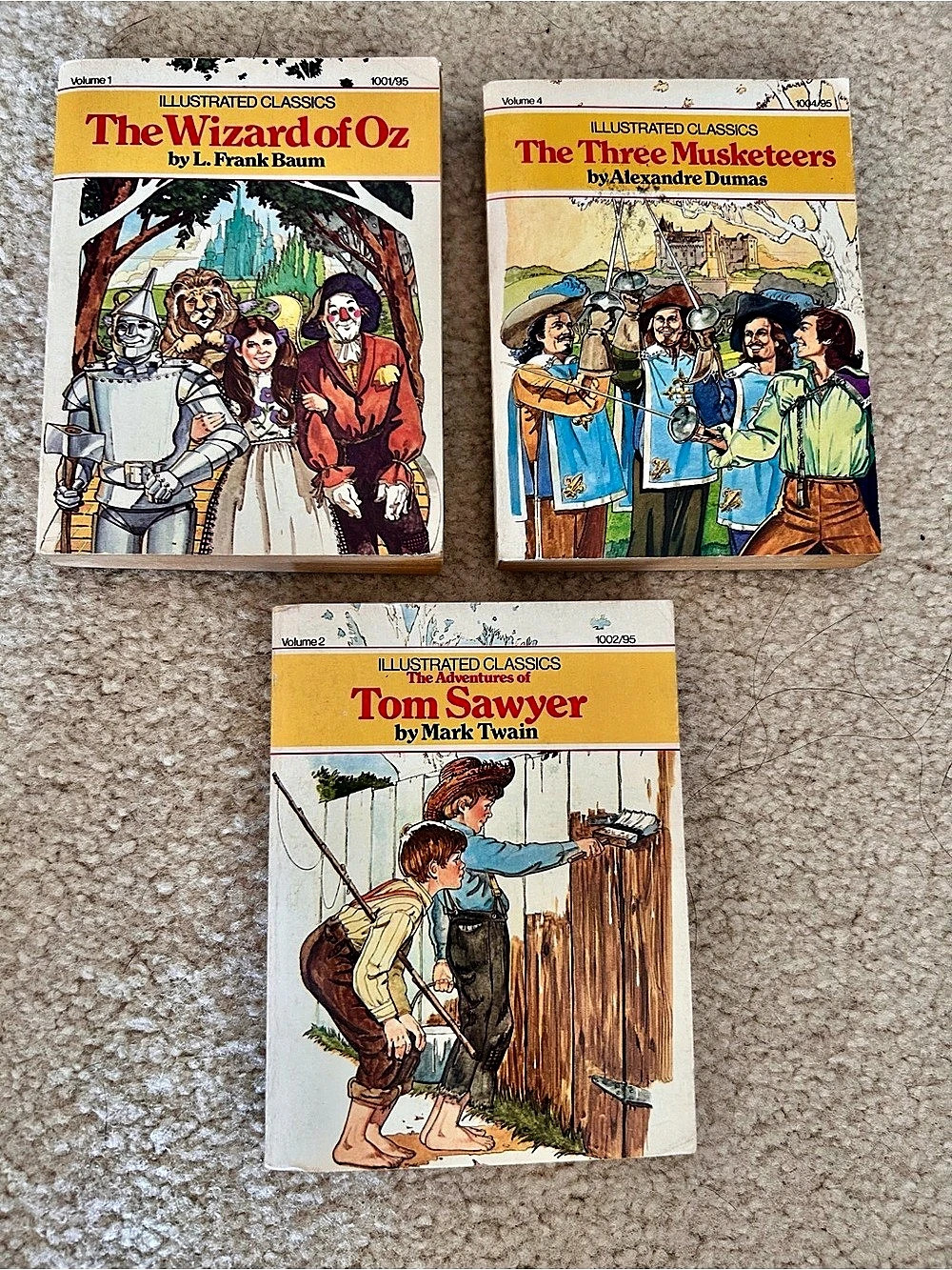Vintage Miniature Paperback Books Wizard of Oz, Three Musketeers, Tom Sawyer